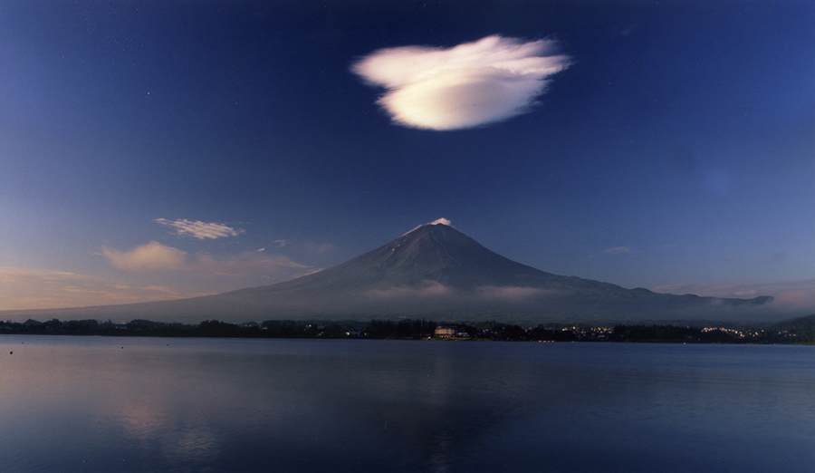 富士山写真集｜夢見る河口湖コテージ戸沢センター 富士山絶景の貸別荘